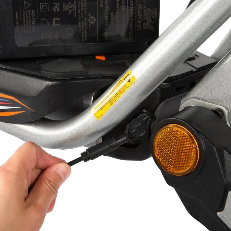 Trottinette électrique KuKirin A1 – 800W, 45 km/h, autonomie 45 km