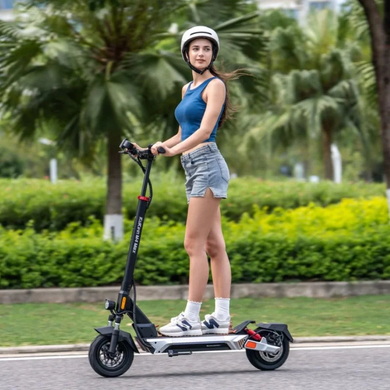 Trottinette électrique KuKirin M4 Max – 800W, 64 km d’autonomie, 45 km/h
